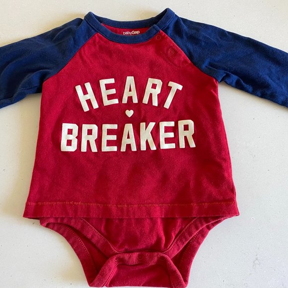 Baby Gap Valentine's Day "Heart Breaker" bodysuit - Picture 1 of 6